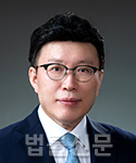 최현       사진