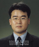 홍영균     사진