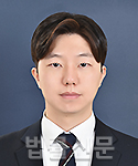 김용현     사진