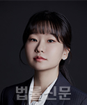 정윤희     사진