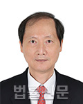 이완규     사진
