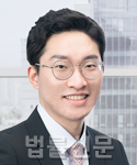 홍석현     사진