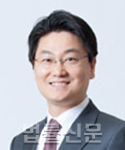 최문기     사진