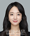 김혜리     사진