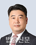 이동재     사진