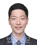 장덕현     사진