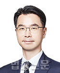 김성환     사진
