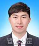 백준홍     사진