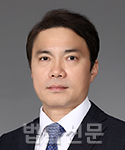 김영현     사진
