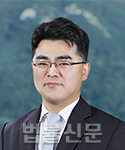 강동욱     사진