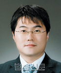 강래형     사진