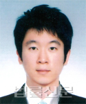 강민석     사진