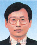 강성련     사진