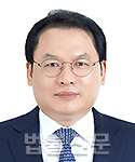 강신업    