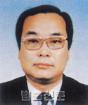 강영일    