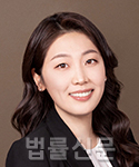 강지윤     사진