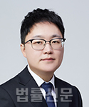 강철우    