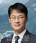 강한      