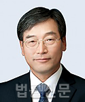 강현      
