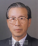강해룡    