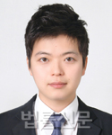 강홍익     사진