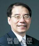 경수근    