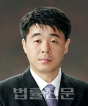 고일석    
