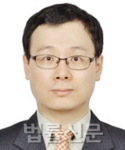 박진완    
