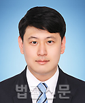 박진홍    