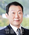 박찬익     사진