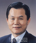 박철언    