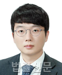 박현      