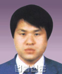김철우    
