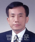 김한      