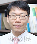 김현권     사진