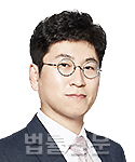 김현       사진