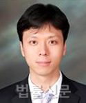 김현웅    