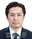 김형욱    