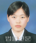 김혜리     사진