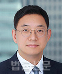 김호용    