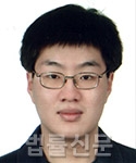 김호성    