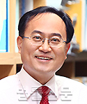 김홍경    