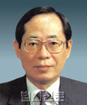 김흥한    