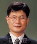 나양명    