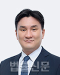 나윤민     사진