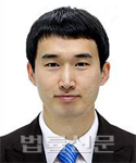 류재언     사진