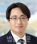 류태일    