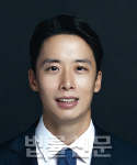 명재연     사진