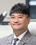 명현호    