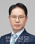 문형석    